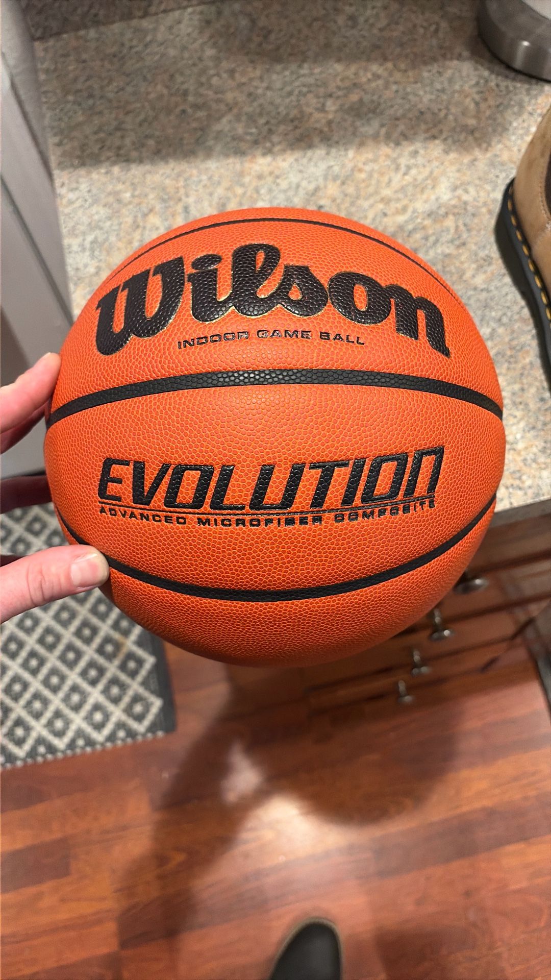 Wilson Evolution Men’s basketball Size 7