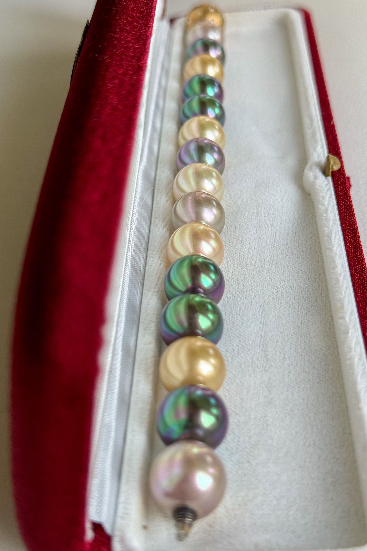 Majorica Pearl Necklace Bracelet Earring Set - 18k Gold