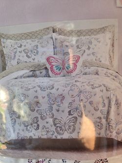 Twin Butterfly Comforter
