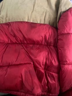Guess puffer XL Brand New from Macys
