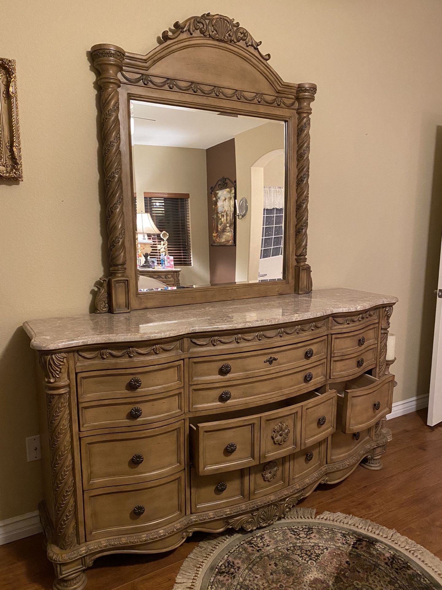 Walnut Bedroom Set!!! Ashley Furniture South Shore Set! Queen !