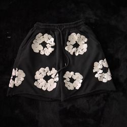 denim tear shorts medium