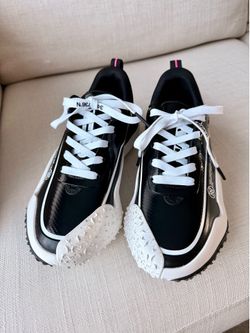 G/FORE    G18      Woman’s shoes