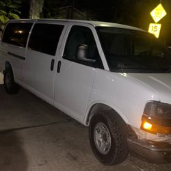2011 Chevrolet Express Cargo