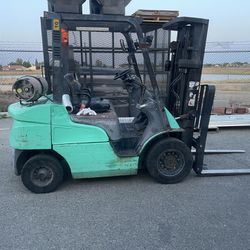 Mitsubishi Rough Terrain Forklift 