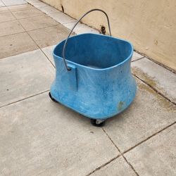 BUCKET - ROLLING STYLE TO USE WITH MOP