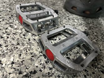 S&M Bikes 101 Platform Pedals Silver