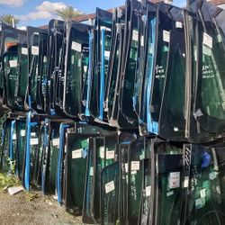 2026 Sale Auto * Glass * Nuevos a Precios De Bodega *