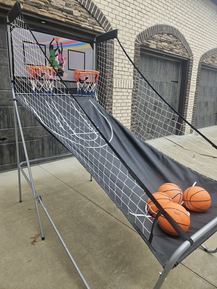 Electronic Basketball Game