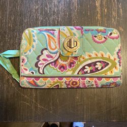 Vera Bradley Tutti Frutti Wallet- Excellent Condition 