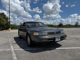 1992 Nissan Maxima