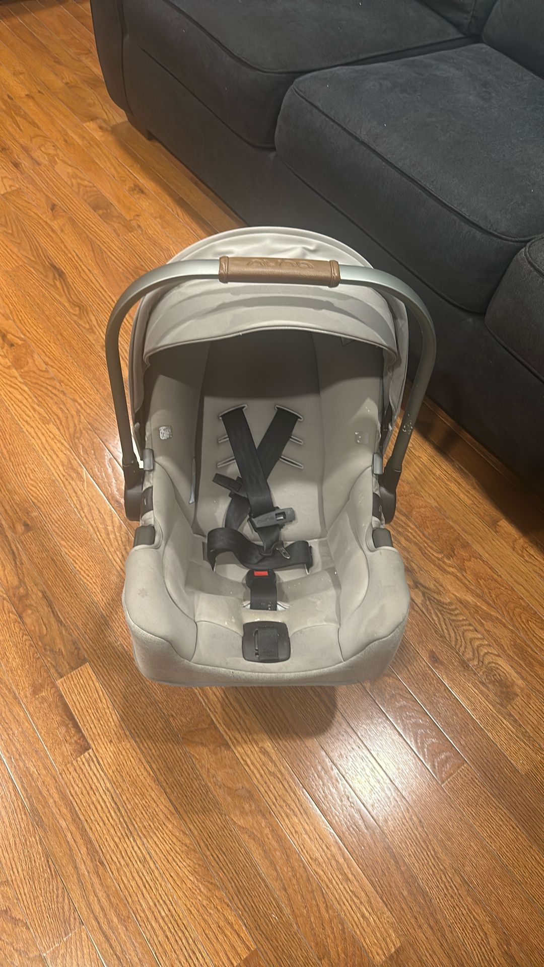 Nuna Car seat