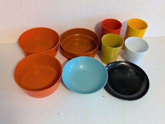 Bowls Plastic Cups Bowls Plate Blue Yellow Brown White Tupperware & Deka
