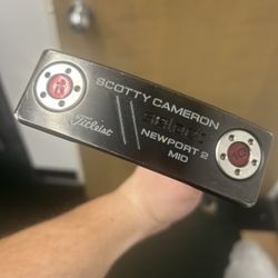 Scotty Cameron Select Newport 2 Mid RH Putter 