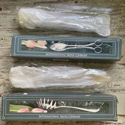 International Silver Tongs And Spaghetti Server
