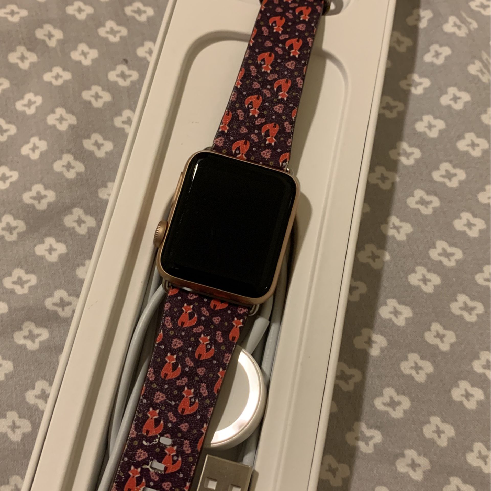Apple Watch 3 Rose Gold with Leather Band