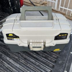 SMALL TACKLE BOX