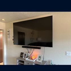 Roku Tv 75”