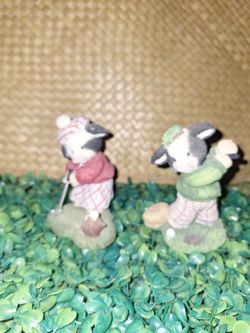 Mary Moos Figurines 