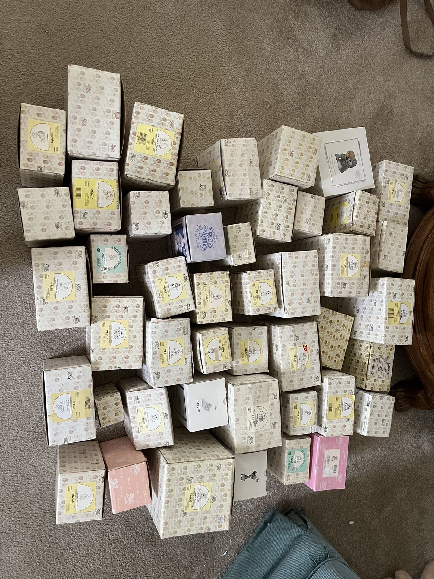 Large Lot Of 45+ Precious Moments Figurines In Original Boxes. Good Condition
