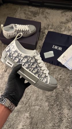 Dior B23