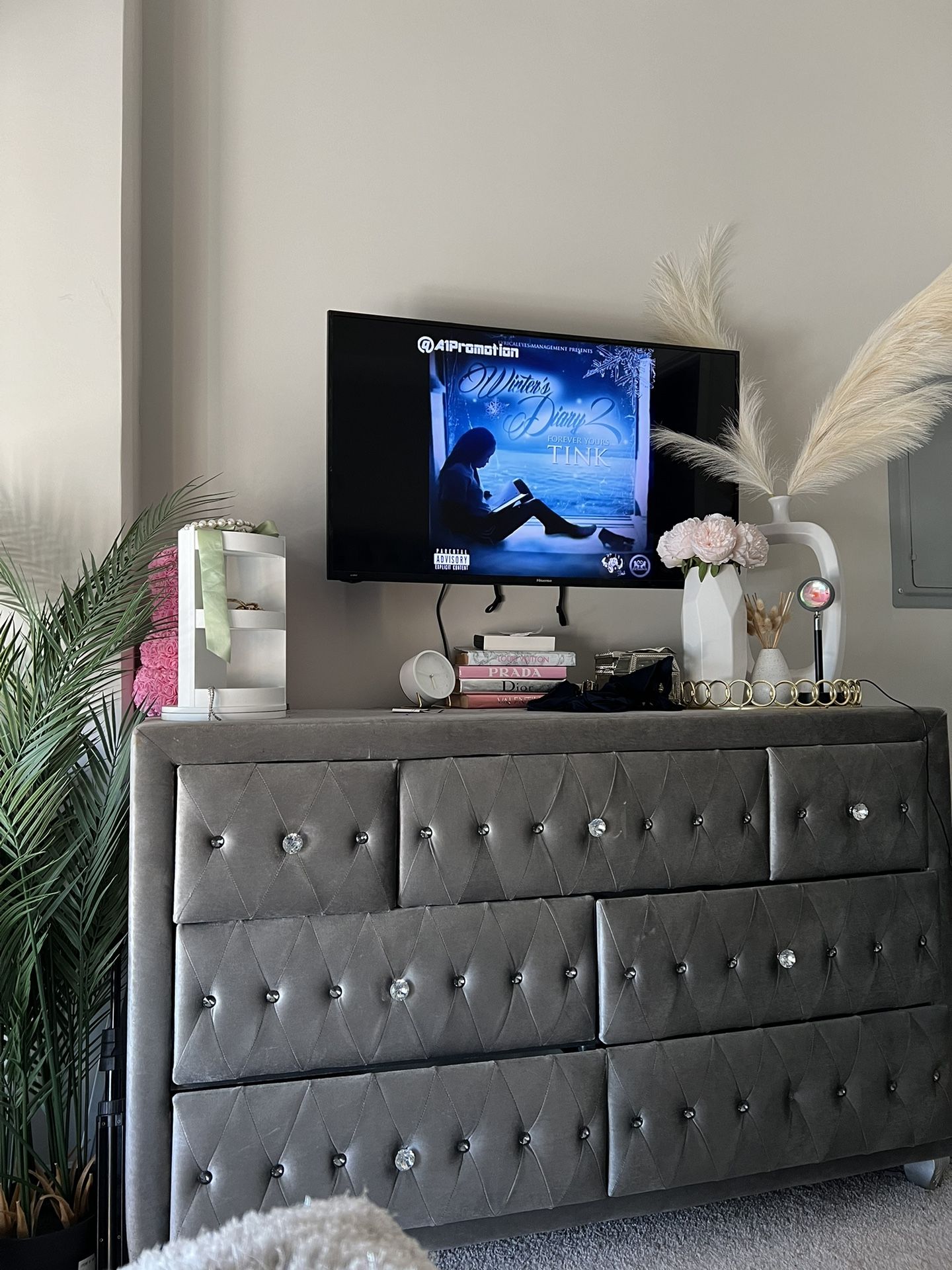 Grey Diamond Dresser