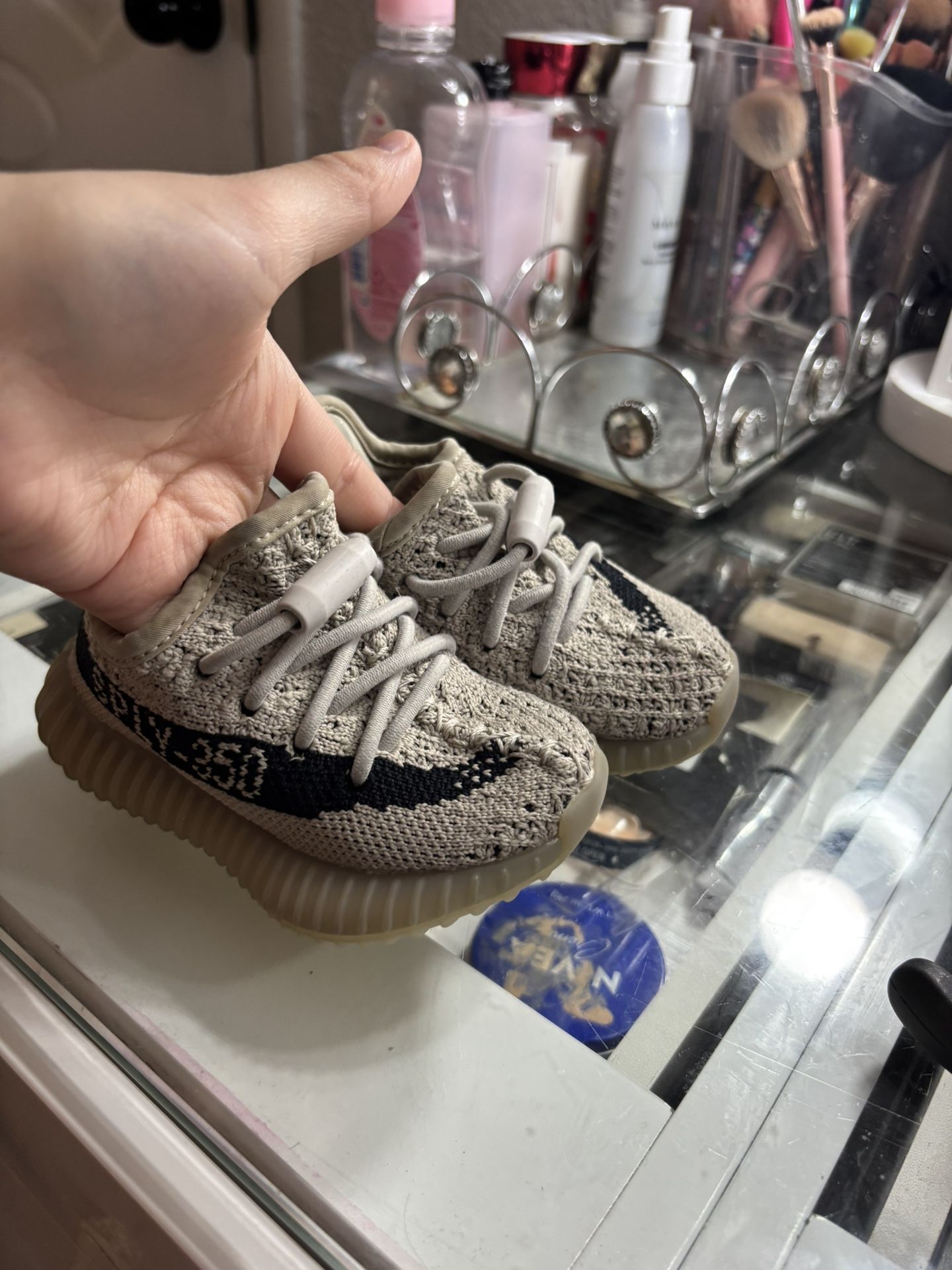 Kanye West V2 Zebra Yeezy 350 End Adidas YZY Yeezy Boost 350 V2