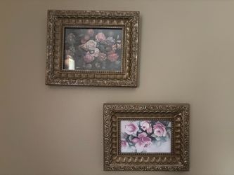 Gold flower frames