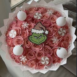 Pink roses grinch bouquet