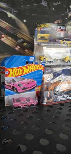 Hot Wheels Pink Porsche 911 Gt3 RS