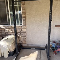 Ks klutch strength squat rack