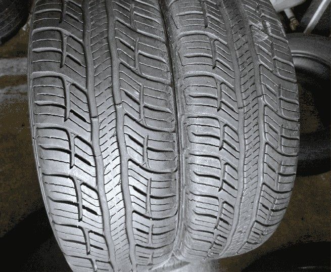 215 60 16 PAIR OF 2 BFGOODRICH ADVANTAGE T/A development mouth