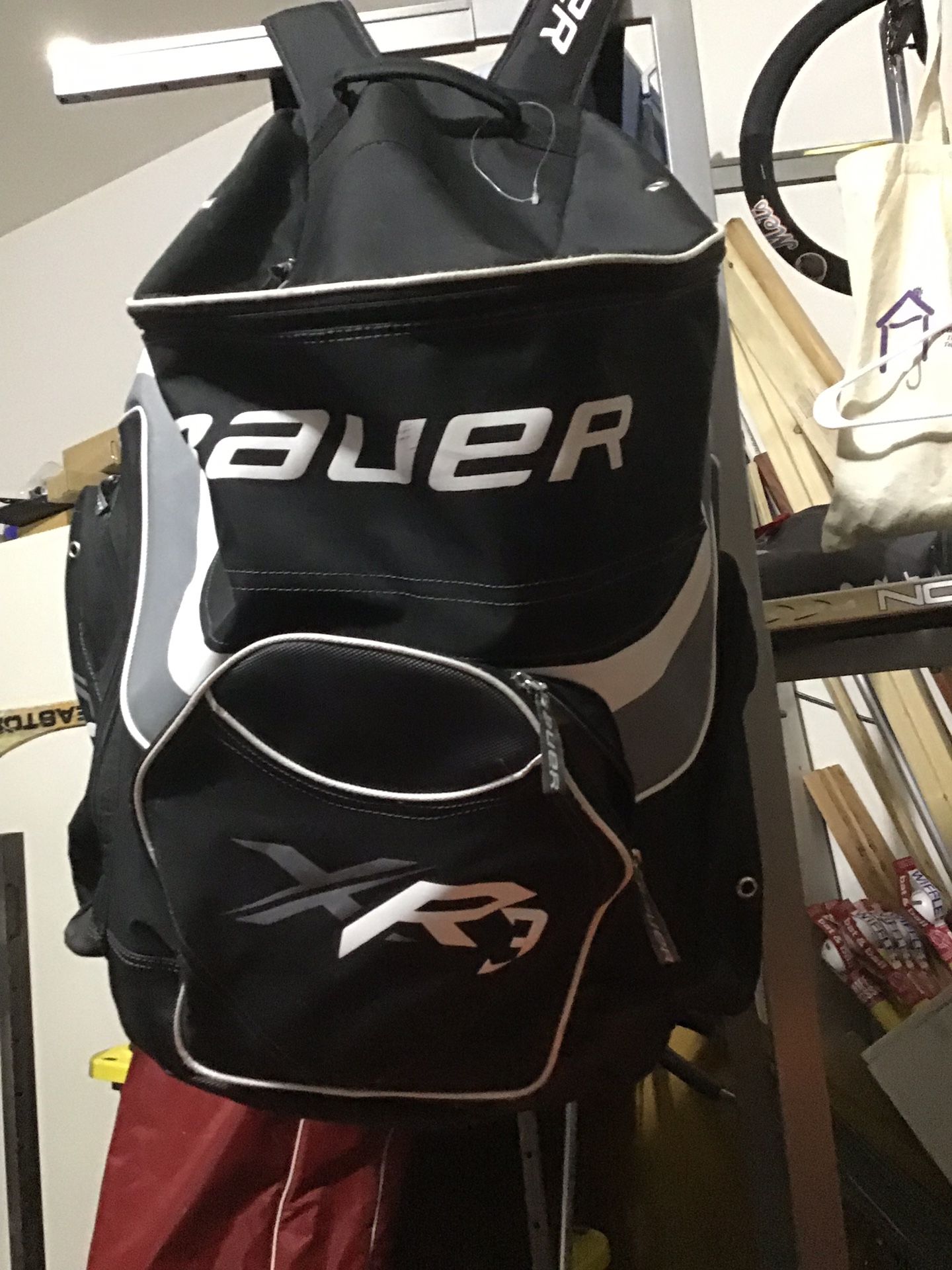 Bauer XR3 hockey backpack bag. No wheels