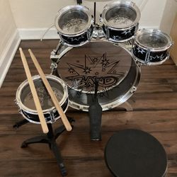 Toddler Size Drum Set pickup at Kempsville library 