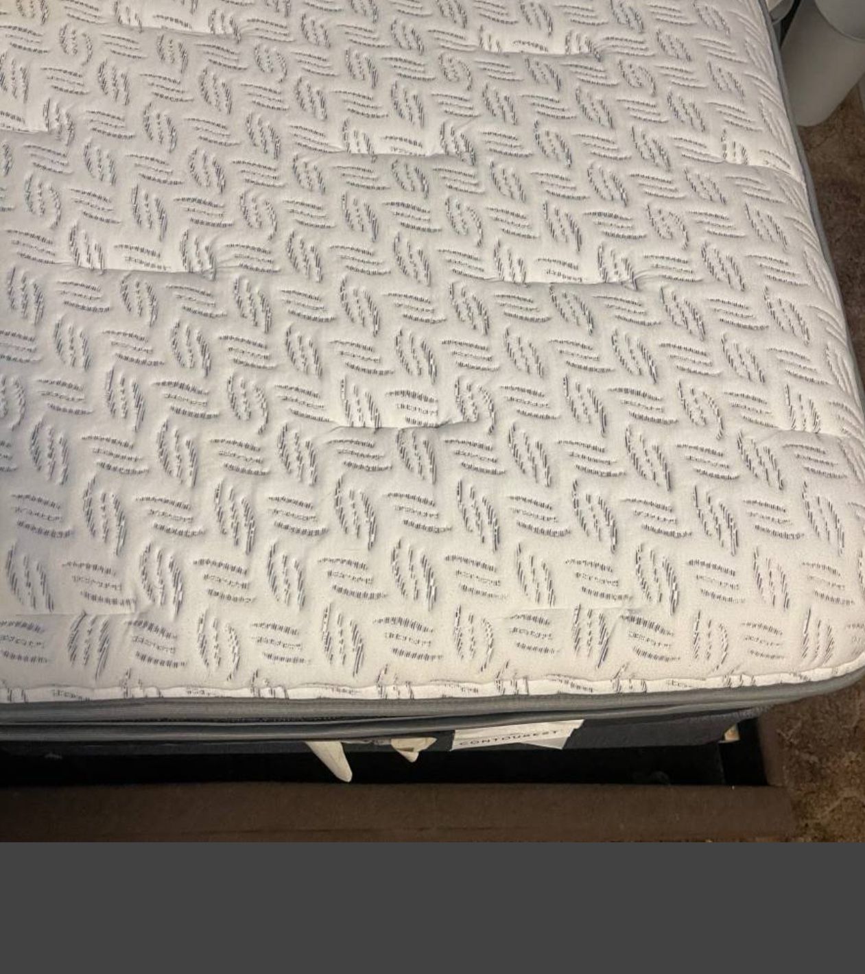 Like New King Size Mattress