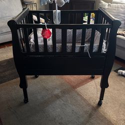 Baby Minnie Crib