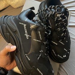 Balenciaga Triple S Size 11