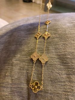 Necklace- 7 clovers