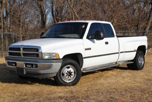 1996 Dodge BR3500