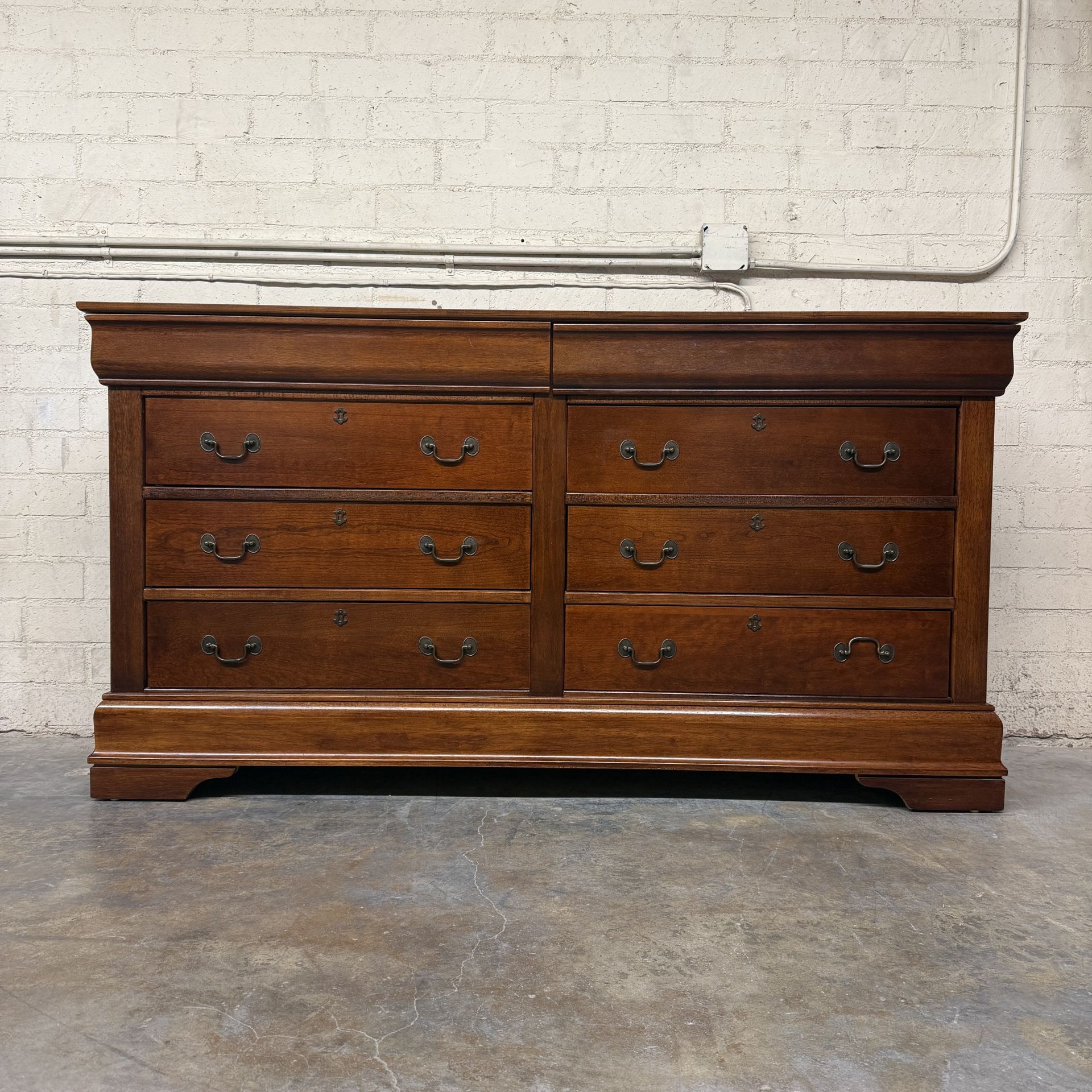 Delivery is available vintage solid wood mahogany dresser with 8 storage drawers $390 OBO! Dimensions:W=28in. D=30in. H=17in-36in. / Delivery