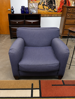 Upholstered Accent Chair / Armchair