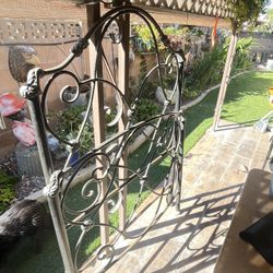 Ornate Metal Twin Head, Foot Boards