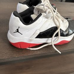 Air Jordan 11 Size 6y