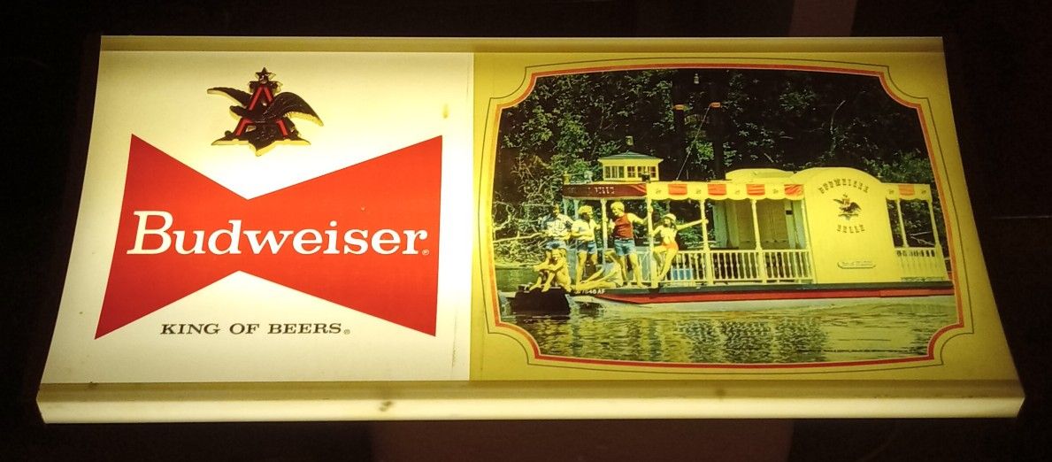 Vintage Budweiser Sign (Lights Up)