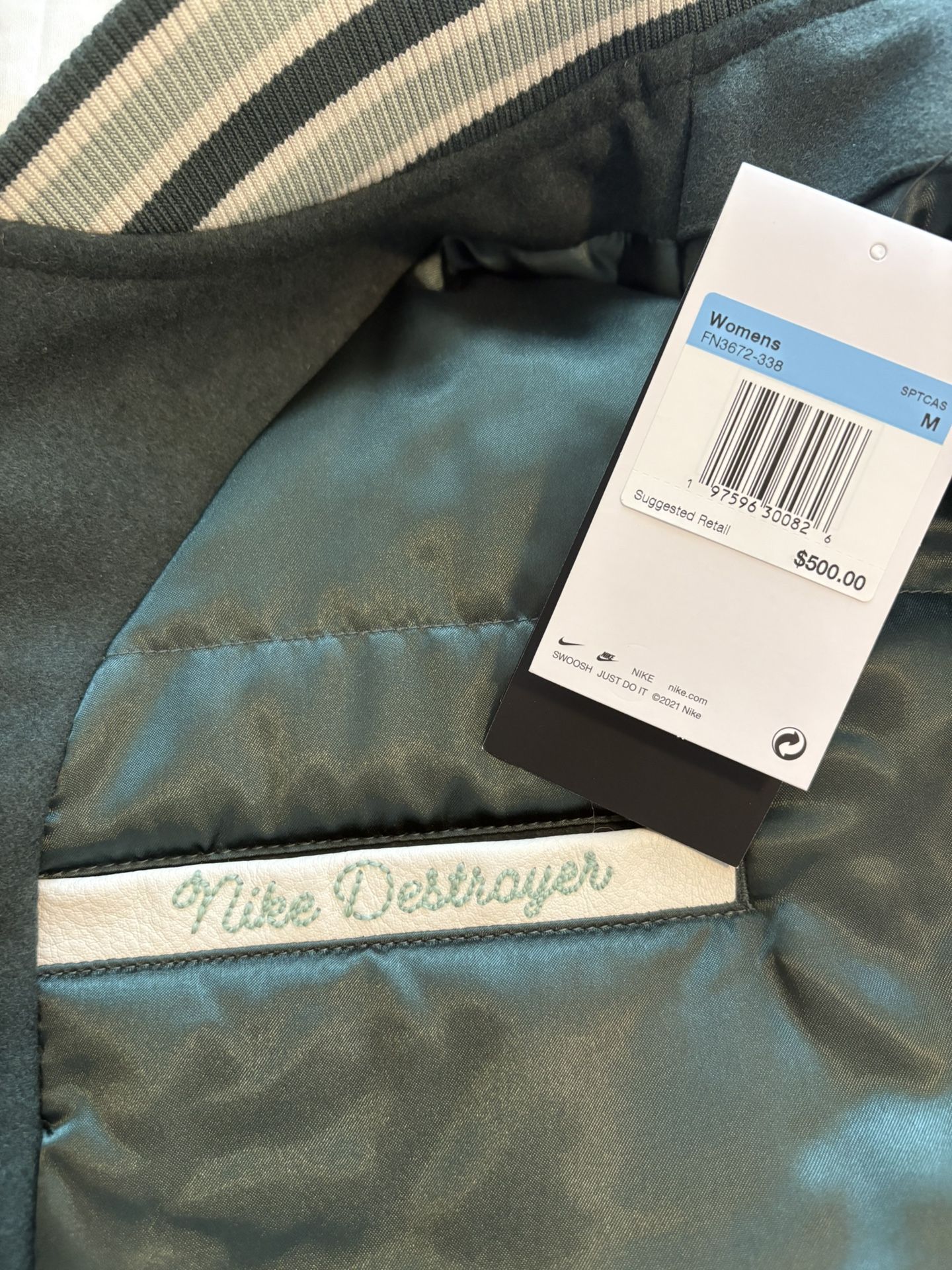 Nike Women’s Sportswear Classic Oversized Destroyer Jacket