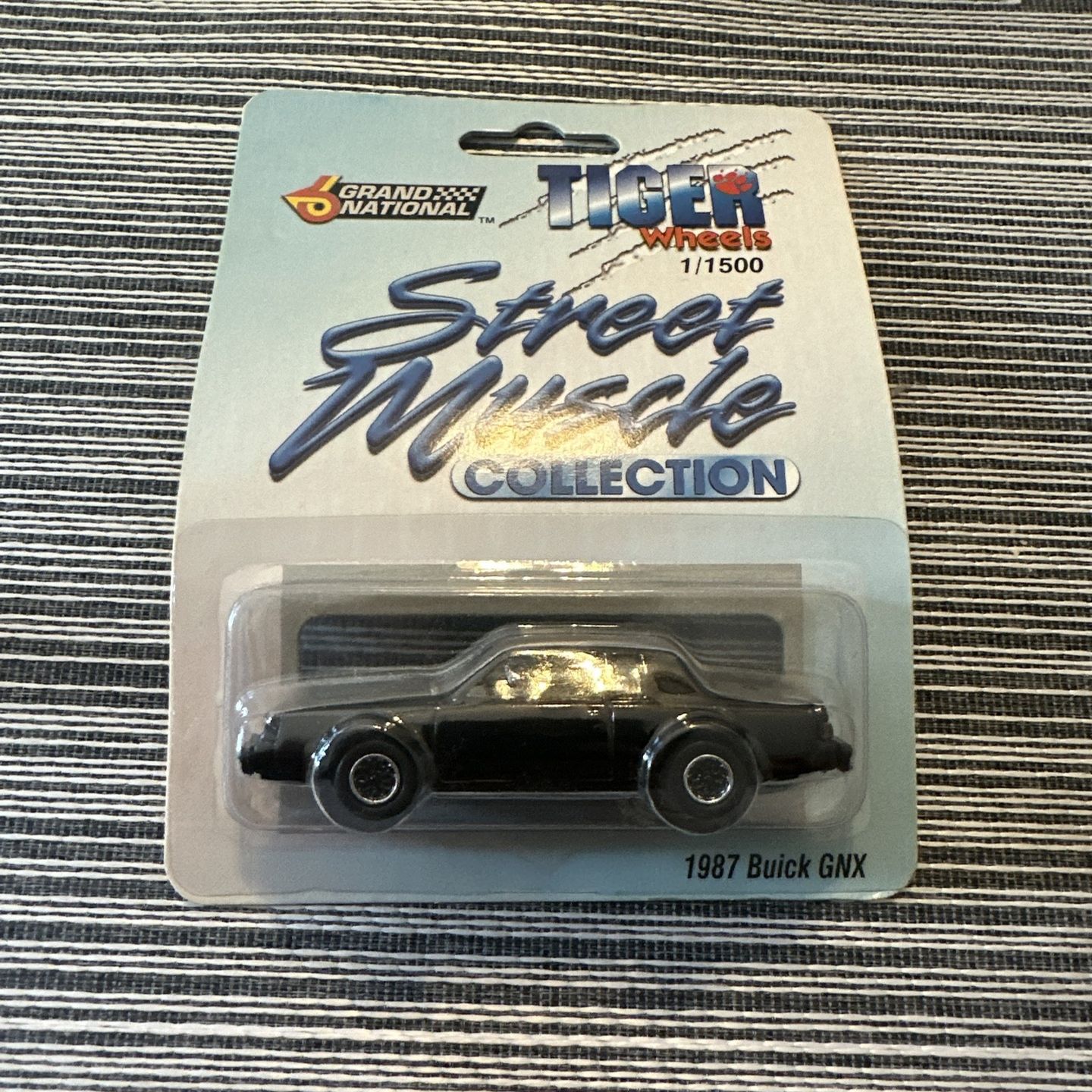 Tiger Wheels Street Muscle Collection 1987 Buick GNX 1/64 Scale