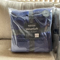 Berkshire VelvetSoft Velvet Soft Blanket W/Edging TW Sz 64” X 90” New Blue Plush TWIN 