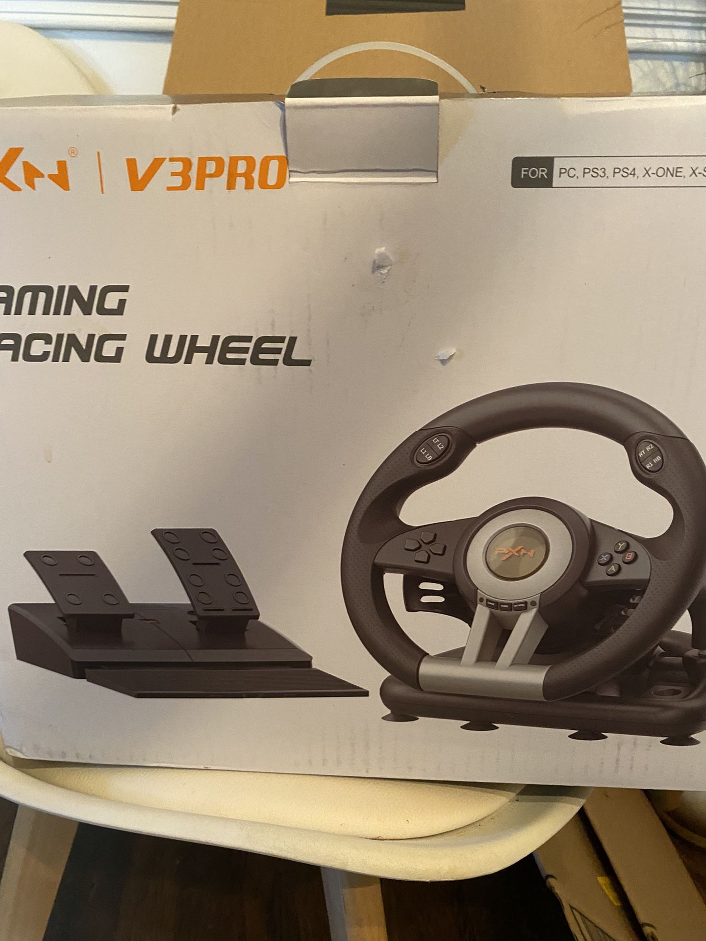 V3PRO Steering Wheel + Pedals – Compatible with PC/Console