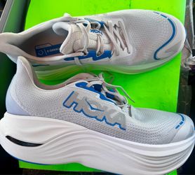 Hoka Skyward X Running Sneakers new!!! Size 11