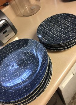 Set of 10 plates